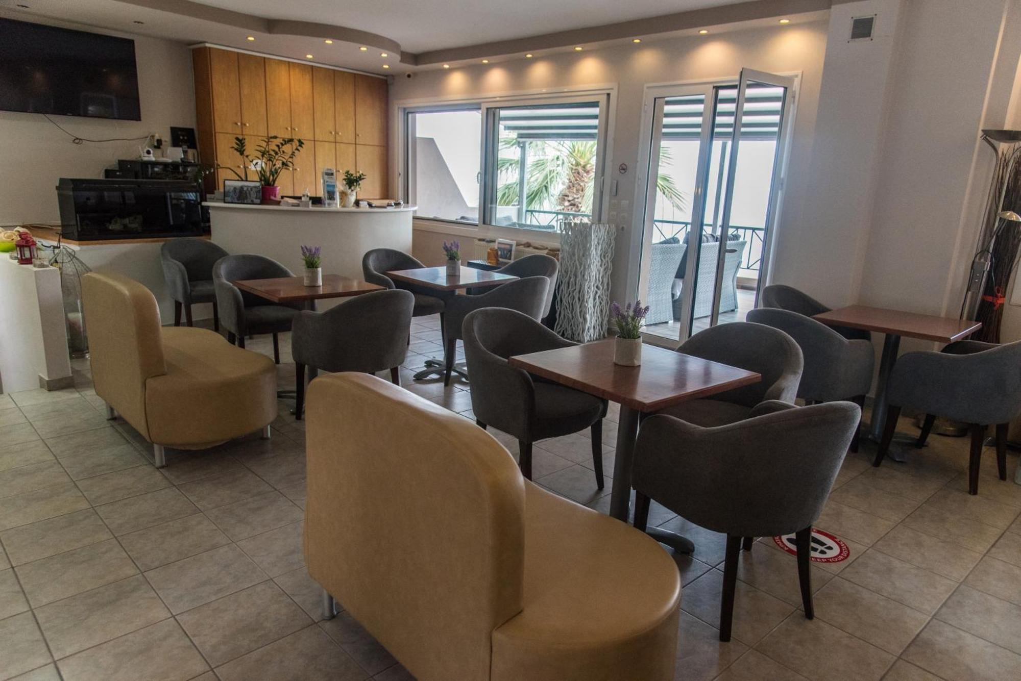 Panorama Hotel Platána エクステリア 写真