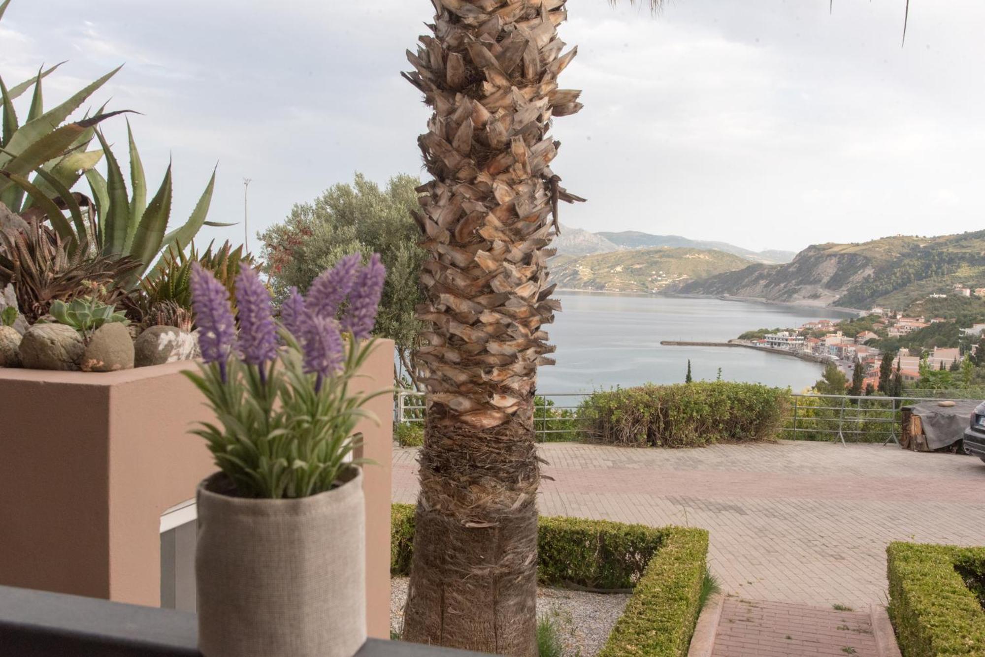Panorama Hotel Platána エクステリア 写真