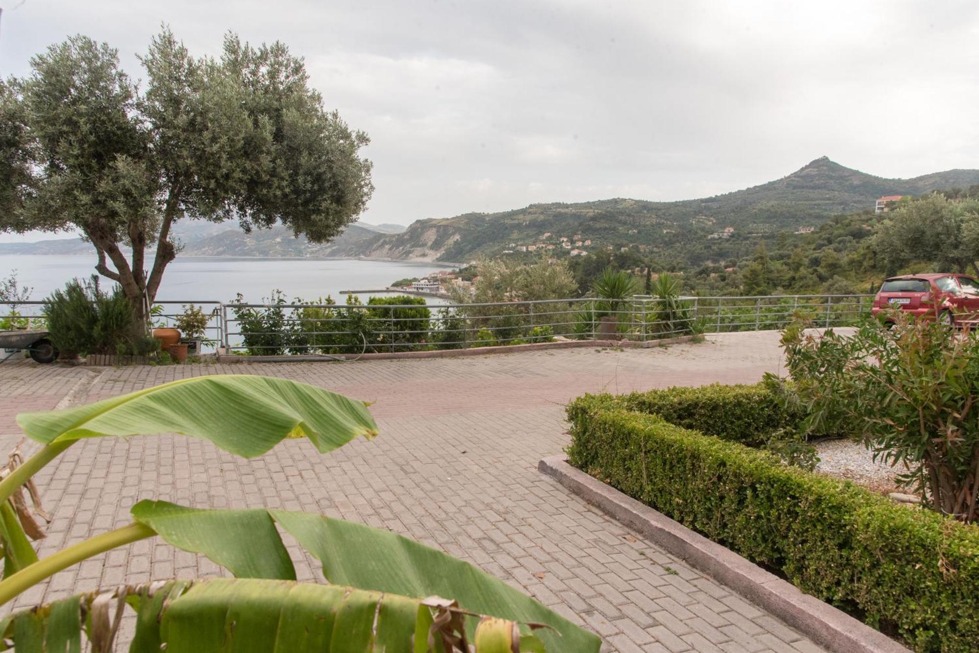 Panorama Hotel Platána エクステリア 写真